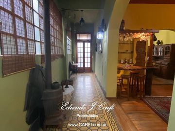 Casa en Castelar Sur