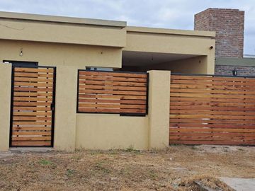 CASA DE DOS DORMITORIOS A ESTRENAR EN CAMPIÑAS DE PIÑERO