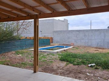 CASA DE DOS DORMITORIOS A ESTRENAR EN CAMPIÑAS DE PIÑERO