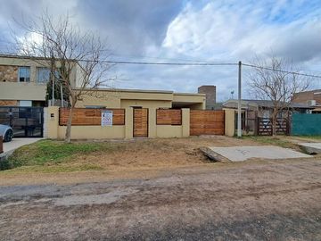 CASA DE DOS DORMITORIOS A ESTRENAR EN CAMPIÑAS DE PIÑERO