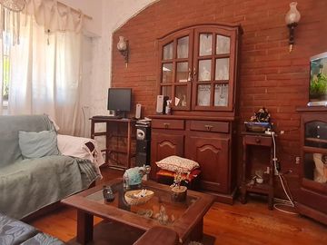 ¡Oportunidad Única! PH 3 ambientes con Terraza y Quincho- En Venta