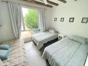 CASA, VENTA,  COSTA ESMERALDA, GOLF, LOTE AL 200, 5 AMBIENTES