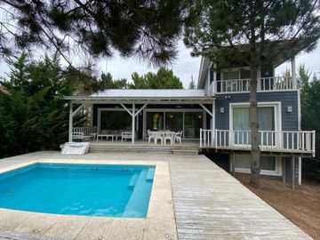 CASA, VENTA,  COSTA ESMERALDA, GOLF, LOTE AL 200, 5 AMBIENTES