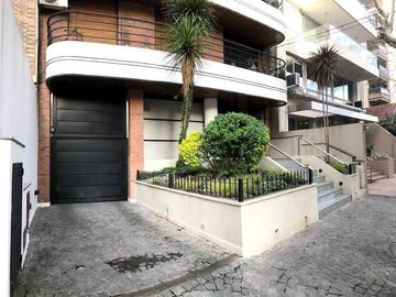 Departamento en venta - 1 Dormitorio 1 Baño - Cochera - 51Mts2 - Lomas de Zamora
