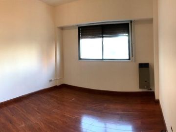 Departamento en venta - 1 Dormitorio 1 Baño - Cochera - 51Mts2 - Lomas de Zamora