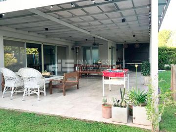 Casa - Ayres de Pilar