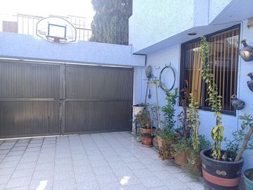 Casa en venta en Cafetales CDMX