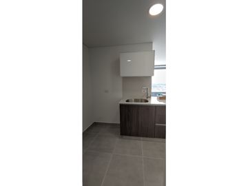 APARTAESTUDIO EN ARRIENDO SECTOR CIUDAD DEL RIO