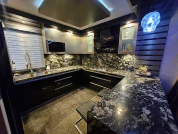 CASA EN VENTA SOBRE AV CASA BLANCA, SAN NICOLAS