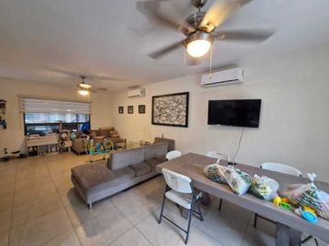 CASA EN VENTA PRIVADA MONTECARLO, SAN NICOLAS
