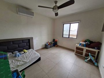 CASA EN VENTA PRIVADA MONTECARLO, SAN NICOLAS