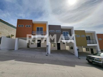 CASA EN VENTA, EN PRIVADAS DEL PACIFICO II, TIJUANA B.C.
