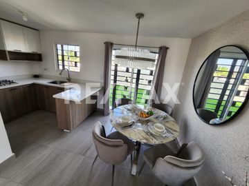 CASA EN VENTA, EN PRIVADAS DEL PACIFICO II, TIJUANA B.C.