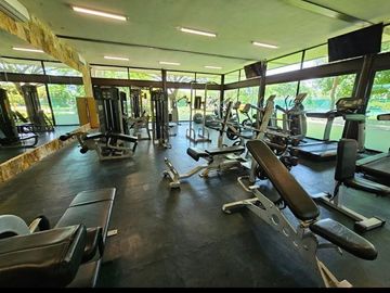 Casa en venta en residencial privada zona de Cholul