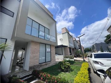 VENTA CASA CAMPESTRE MANANTIAL DE LOS MERCEDES JAMUNDI