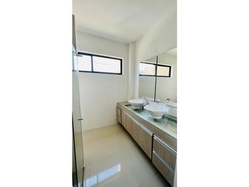 VENTA CASA CAMPESTRE MANANTIAL DE LOS MERCEDES JAMUNDI