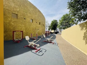CASA NUEVA CON ROOF GARDEN EN EL MIRADOR