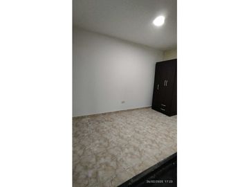 SE ARRIENDA CASA POBLADO 1