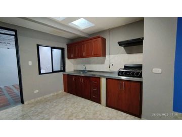 SE ARRIENDA CASA POBLADO 1