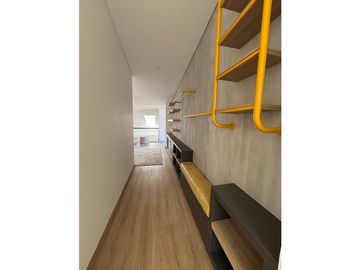 VENTA APARTAMENTO PENTHOUSE LAURELES IGLESIA SANTA TERESITA