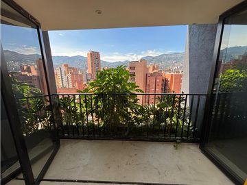 VENTA APARTAMENTO PENTHOUSE LAURELES IGLESIA SANTA TERESITA