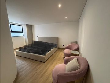 VENTA APARTAMENTO PENTHOUSE LAURELES IGLESIA SANTA TERESITA