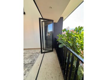VENTA APARTAMENTO PENTHOUSE LAURELES IGLESIA SANTA TERESITA