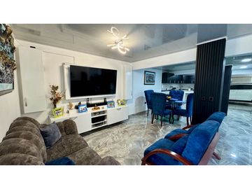 Casa esquinera de tres pisos en venta permuta Barrio Santa Ana Palmira