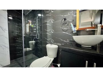 Casa esquinera de tres pisos en venta permuta Barrio Santa Ana Palmira