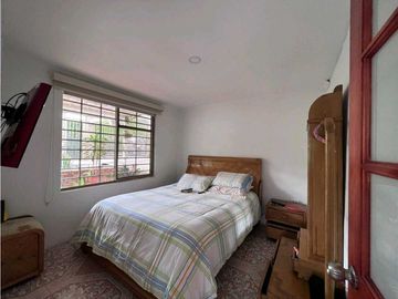 Se vende chalet via Armenia a Tebaida, Quindío.