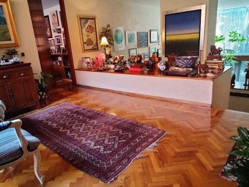 Se vende excelente casa en Lomas Hipódromo (V)
