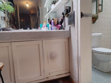 Se vende excelente casa en Lomas Hipódromo (V)