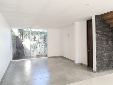 Casa en Fraccionamiento La Trinidad, Aguascalientes