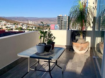 Departamento en  Blvd. Campestre, Col. El refugio campestre