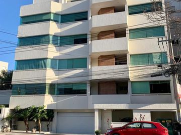 Departamento en  Blvd. Campestre, Col. El refugio campestre