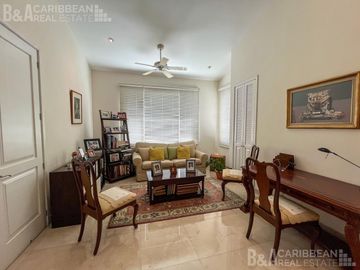 Casa en  Venta en Villa Magna