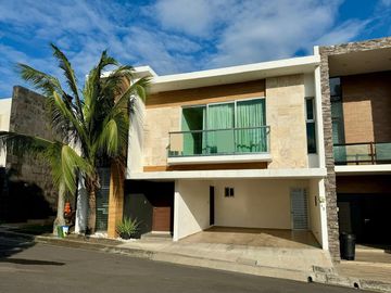 Casa en Residencial Lomas Residencial