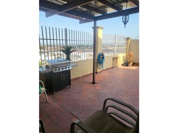 SE ALQUILA CASA BRISAS HEIGHTS EN BRISAS DEL GOLF