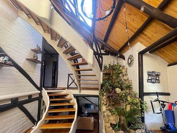 HERMOSA CASA EN VENTA, SECTOR PARQUE INDUSTRIAL