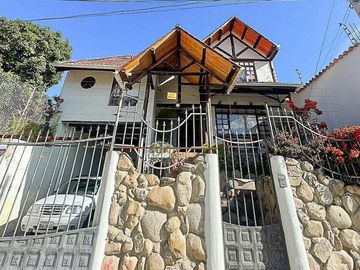 HERMOSA CASA EN VENTA, SECTOR PARQUE INDUSTRIAL