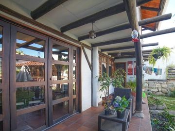 HERMOSA CASA EN VENTA, SECTOR PARQUE INDUSTRIAL