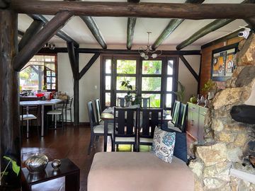 HERMOSA CASA EN VENTA, SECTOR PARQUE INDUSTRIAL