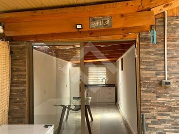 Casa en Venta en Avenida Teniente Cruz