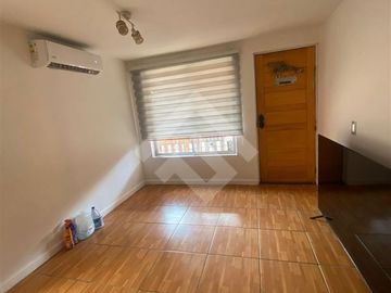 Casa en Venta en Avenida Teniente Cruz