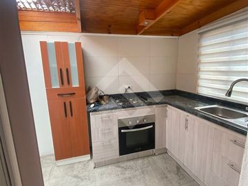 Casa en Venta en Avenida Teniente Cruz