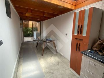Casa en Venta en Avenida Teniente Cruz