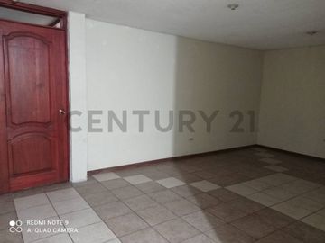 De Venta Casa Rentera en la Ciudadela Ibarra-Barrio 2 de Febrero
