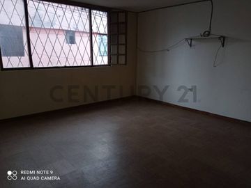 De Venta Casa Rentera en la Ciudadela Ibarra-Barrio 2 de Febrero