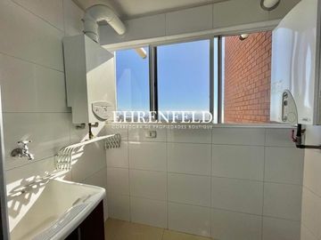 Jardín del Mar, Viña del Mar. Departamento con vista al mar, 120 M2.