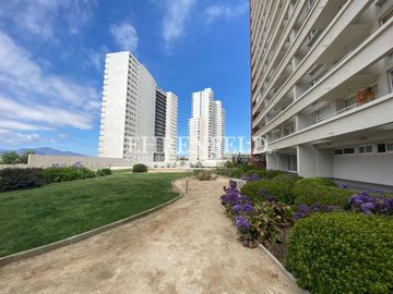 Costa de Montemar, Concón. Departamento con vista al mar